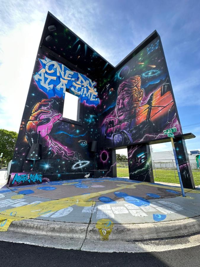 Oqp Vacations Design District Pansiyon Miami Dış mekan fotoğraf